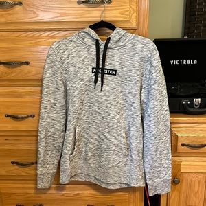 Hollister California Men’s Grey Pullover Hoodie